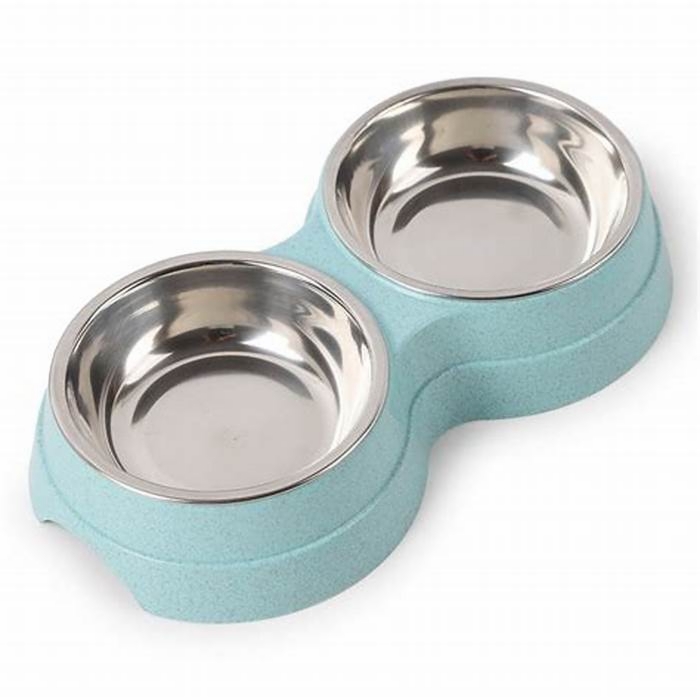 Are stainless steel dog bowls bad for dogs?