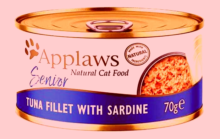 What are the ingredients in Applaws senior food?